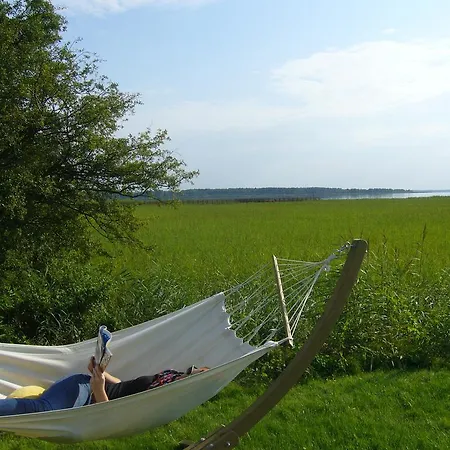 Etna Frühstückspension Dziwnówek