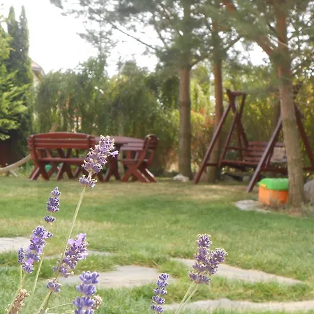 Etna Frühstückspension Dziwnówek