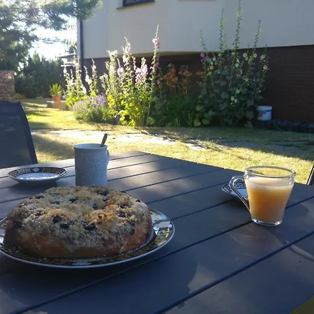 Etna Frühstückspension Dziwnówek